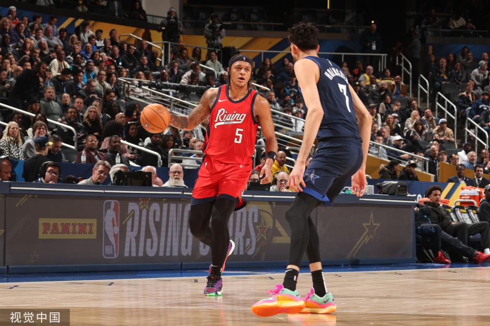 员们展现了 员们展现了